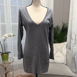 Gray V-Neck Long Sleeve Tunic Sweater
